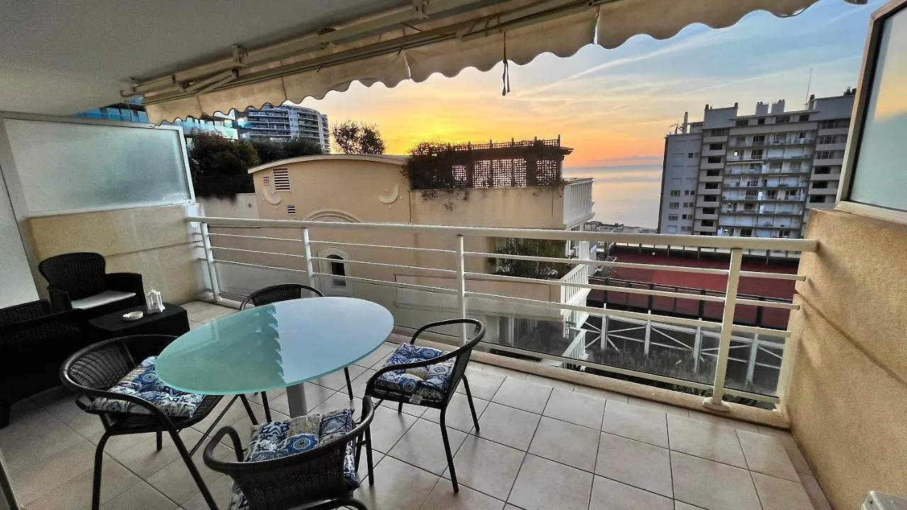 Riviera Home Beausoleil 0*,